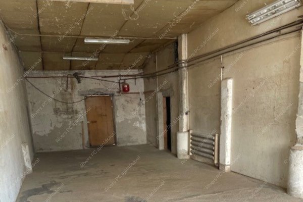 IV. kerület, Kiadó utcai bejáratos üzlethelyiség